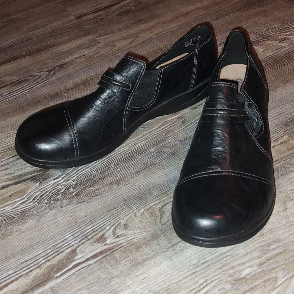 Clarks  Women's Cheyn Madi Leather Ortholite Slip On Loafer Black Size 11 NWOT